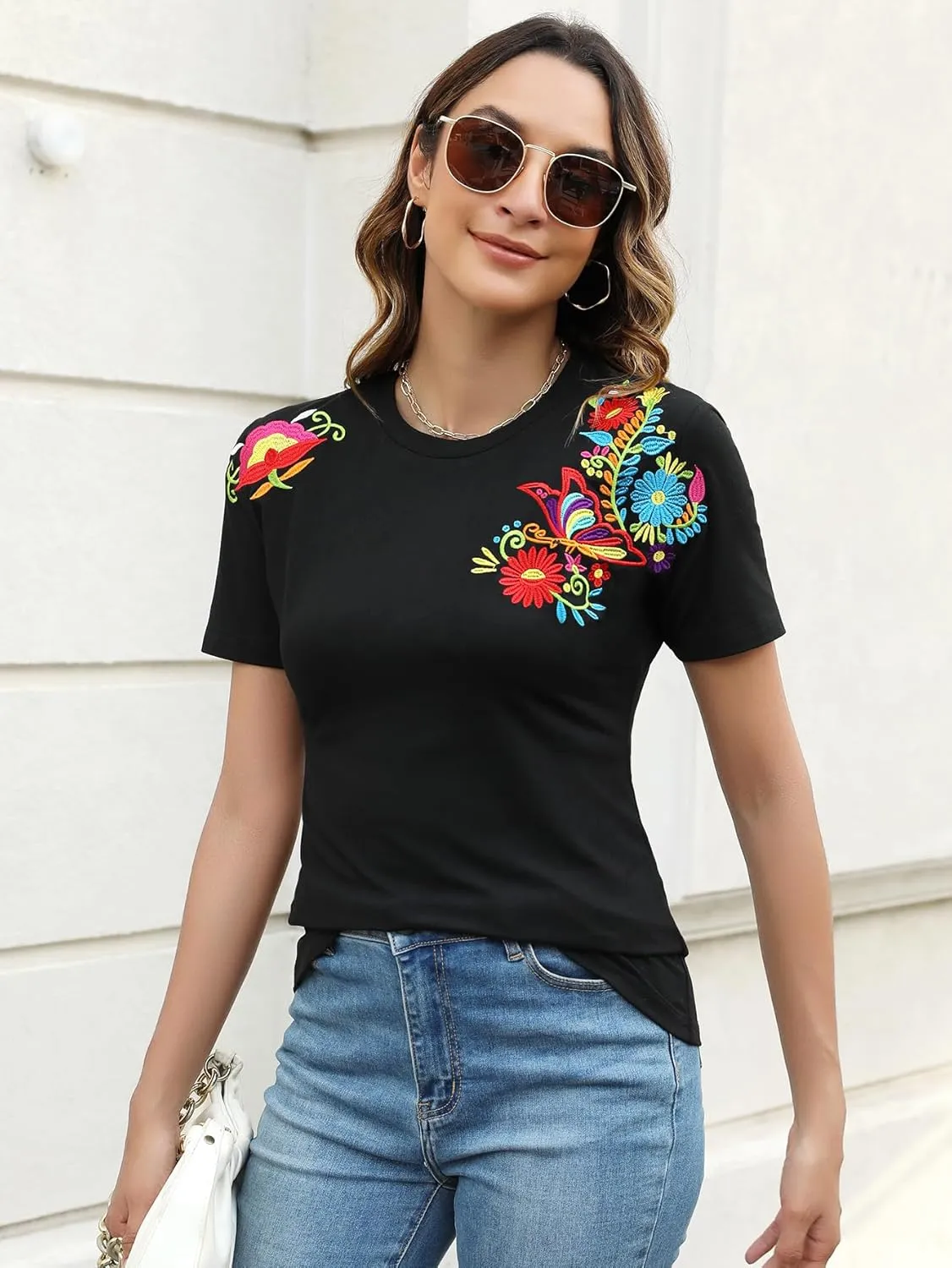 Mexican Shirts for Women Embroidered Tops Traditional Summer Blouse Women's Floral Tunic Round Neck Short Sleeve